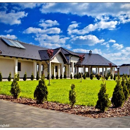 Hotel Bocskai Domb Vendeghaz Nagykallo Exteriér fotografie
